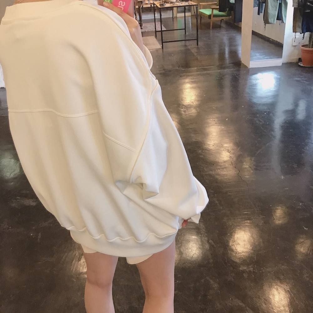 YOKE  新作OVERSIZED PIPING SWEAT"WHITE"style.2020.2.12