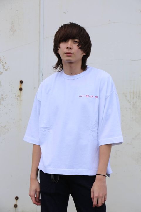 JieDa GEOMETRIC BIG PRINT T-SHIRT スタイル.2020.2.1