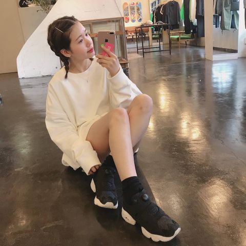 YOKE  新作OVERSIZED PIPING SWEAT"WHITE"style.2020.2.12