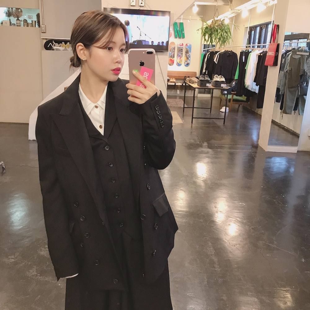 Sulvam Gaba gillet "BLACK"style.2020.2.23