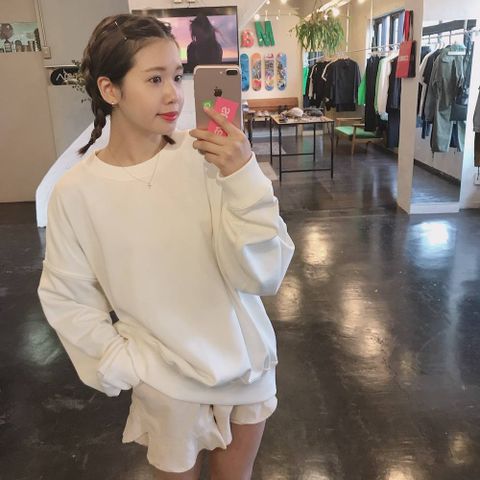 YOKE  新作OVERSIZED PIPING SWEAT"WHITE"style.2020.2.12