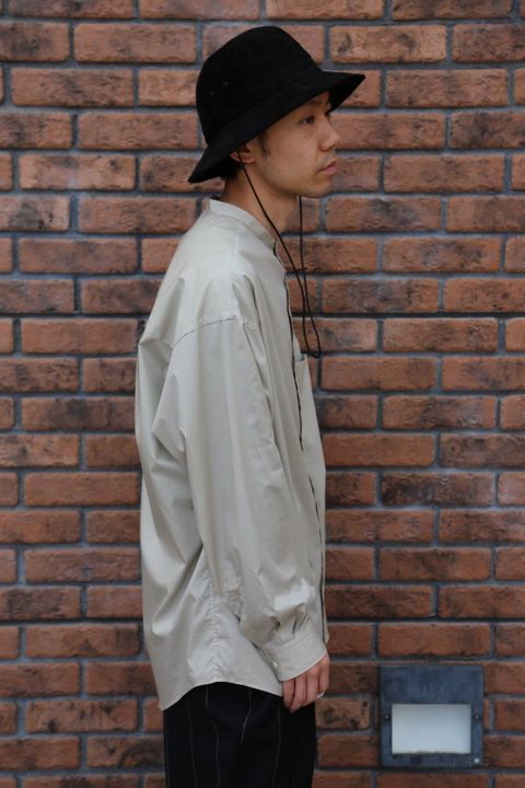 Graphpaper Broad L/S Oversized Band Collar Shirt"BEIGE"Style.2020.3.1.