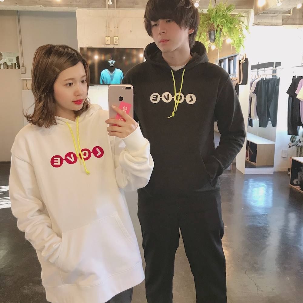 POGGY THE MAN POGGY'S BOX 2020SS  LOVE刺繍 SWEAT HOODIE ペアルックスタイル.2020.3.18