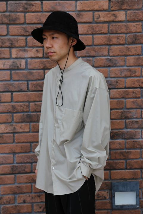 Graphpaper Broad L/S Oversized Band Collar Shirt"BEIGE"Style.2020.3.1.