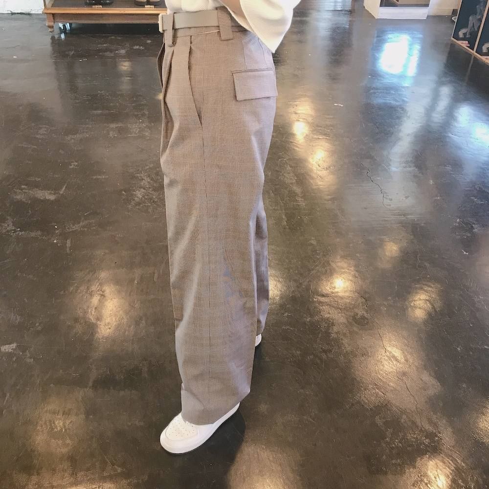 YOKE 2020SS 新作 1TUCK EASY TAPERED PANTS