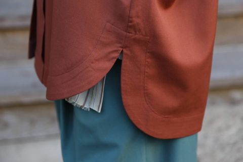 Dulcamara よそいきラウンドヘムシャツ"RED BROWN"スタイル.2020.3.8.