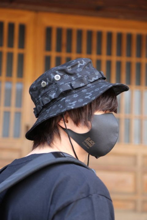 yohji yamamoto 長袖コットン Tシャツ Yohji Yamamoto SS20 シグネチャーロゴ ブラックレギュラーフィットスタイル.2020.4.15.