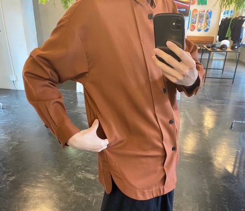 Dulcamara よそいきラウンドヘムシャツ"RED BROWN"Style.2020.4.19.
