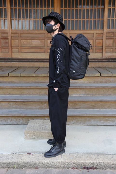 yohji yamamoto 長袖コットン Tシャツ Yohji Yamamoto SS20 シグネチャーロゴ ブラックレギュラーフィットスタイル.2020.4.15.