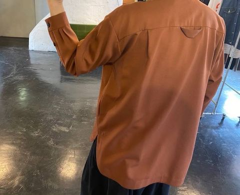 Dulcamara よそいきラウンドヘムシャツ"RED BROWN"Style.2020.4.19.