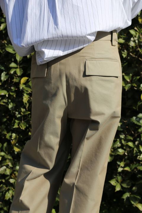 YOKE 1TUCK EASY TAPERED PANTS"KHAKI"Style.2020.4.6.