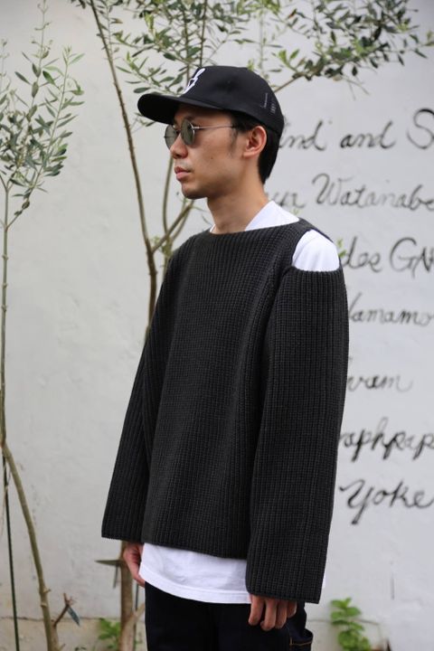 sulvam Slit over knit"CHARCOAL"Style.2020.6.27.