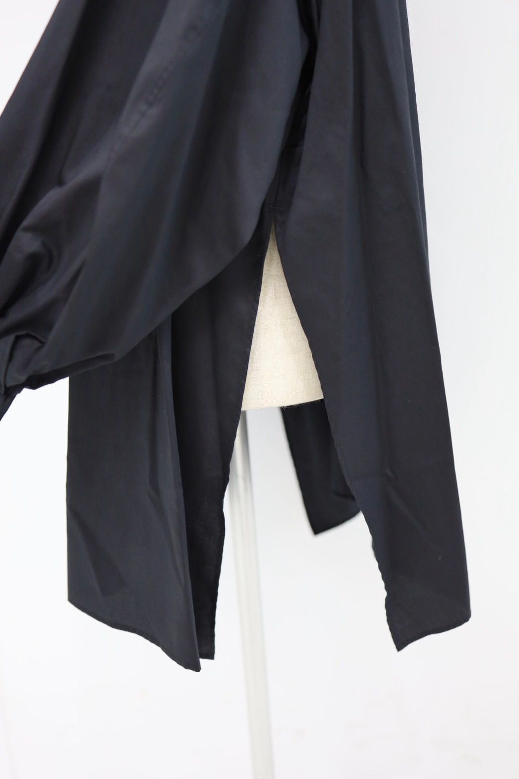 グラフペーパー Women's 26SS  Silicon Poplin Deep Slit Band Collar Shirt(GL261-50184)BLACK☆2月28日(土)発売！