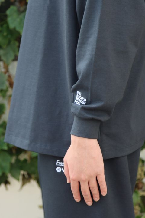 VIBTEX for FreshService “L/S CREW NECK TEE” style.2022.10.23
