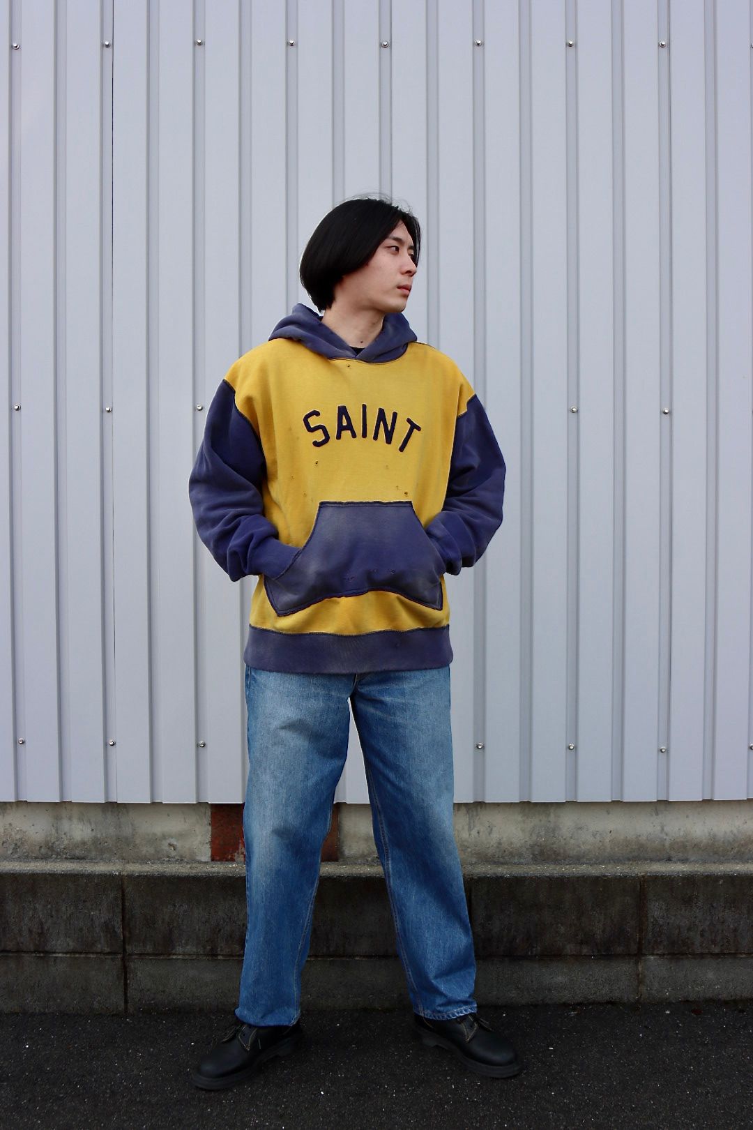 ©SAINT M×××××× フェルトフーディーYELLOW×NAVY style