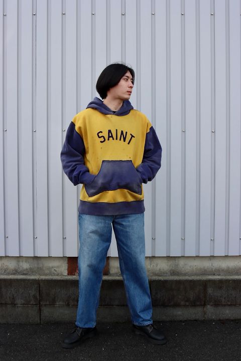 ©SAINT M×××××× フェルトフーディーYELLOW×NAVY style