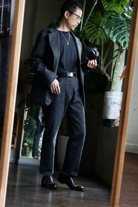 A.PRESSE 23AW Black Washed Denim Pantsスタイル