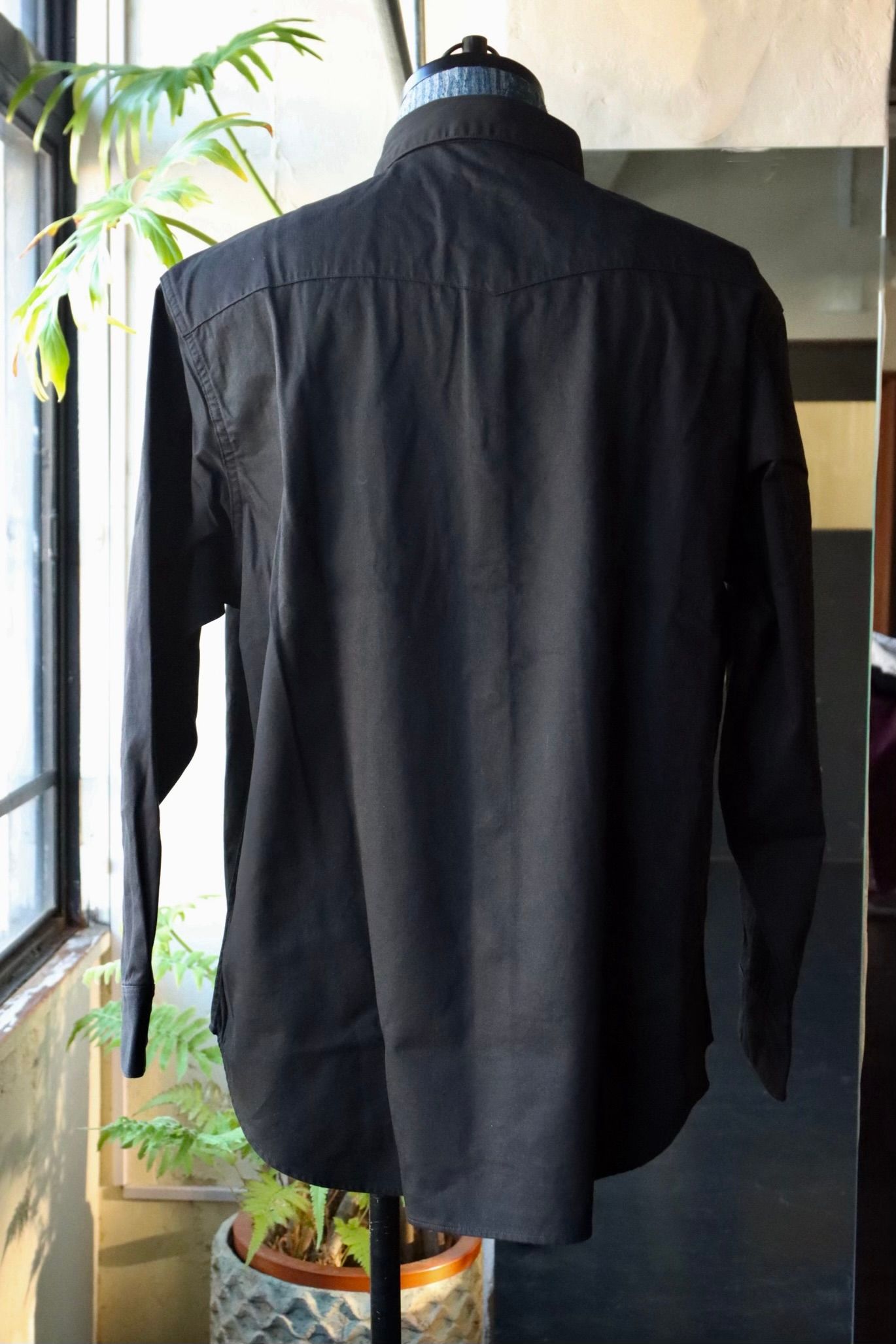 FOUNDOUR - ファウンダ 25SS WESTERN SHIRT(015D251004)BLACK | mark FOUNDOUR - ファウンダ 25SS WESTERN SHIRT(015D251004)BLACK | mark