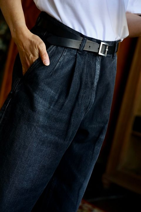 Graphpaper Selvage Denim Two Tuck Tapered Pantsスタイル