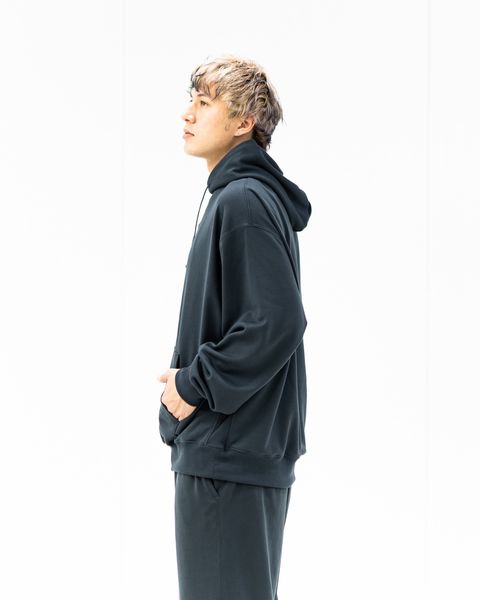 DAIWA PIER39 TECH SWEAT HOODIE(INK BLACK)1月24日(土)新作発売！