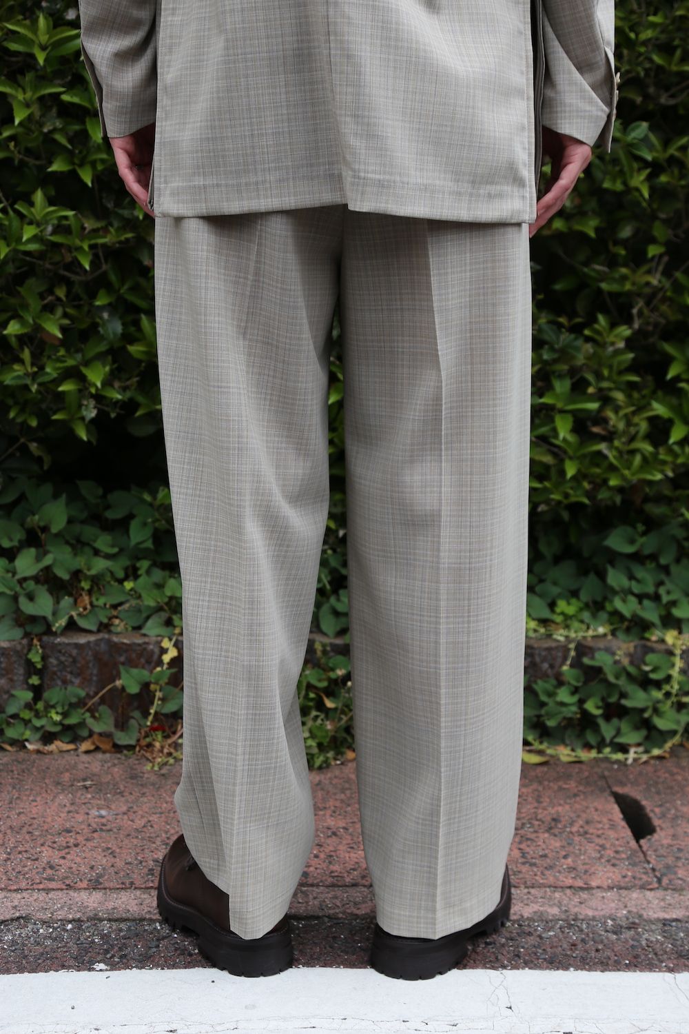 YOKE SIDE OPEN COUBLE-BREASTED JACKET(YK21SS0193J) style. 2021.04.23.