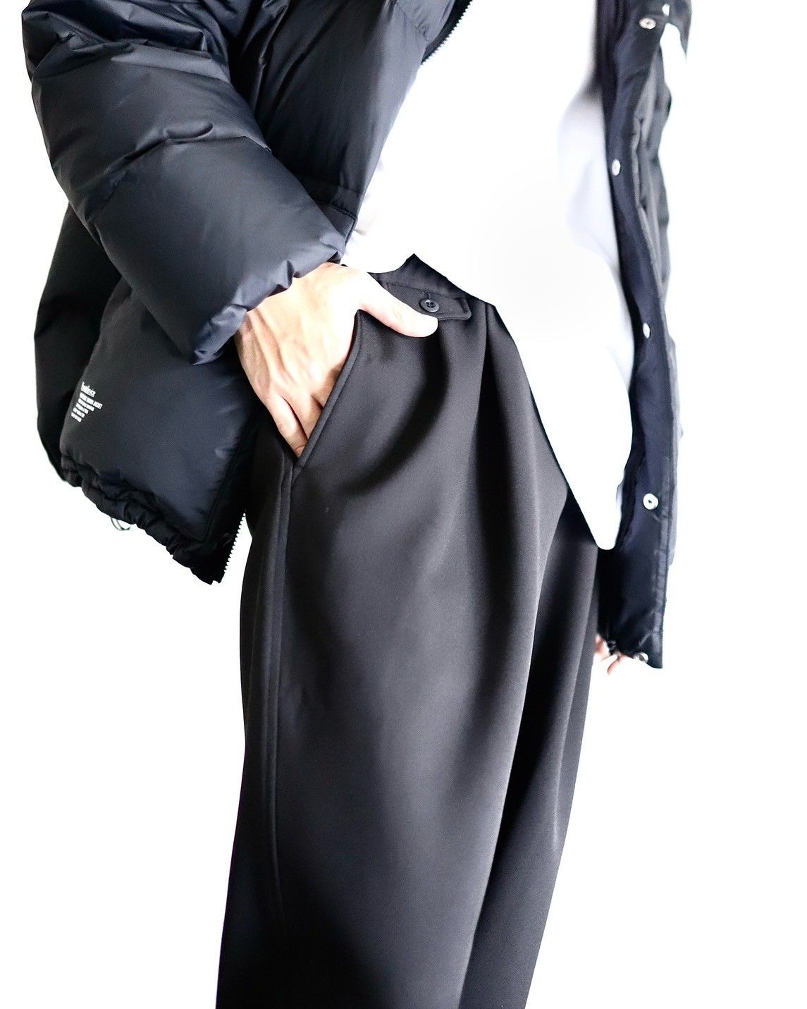 FreshService フレッシュサービス DOWN FABRIC TWO TUCK TRACK PANTSスタイル