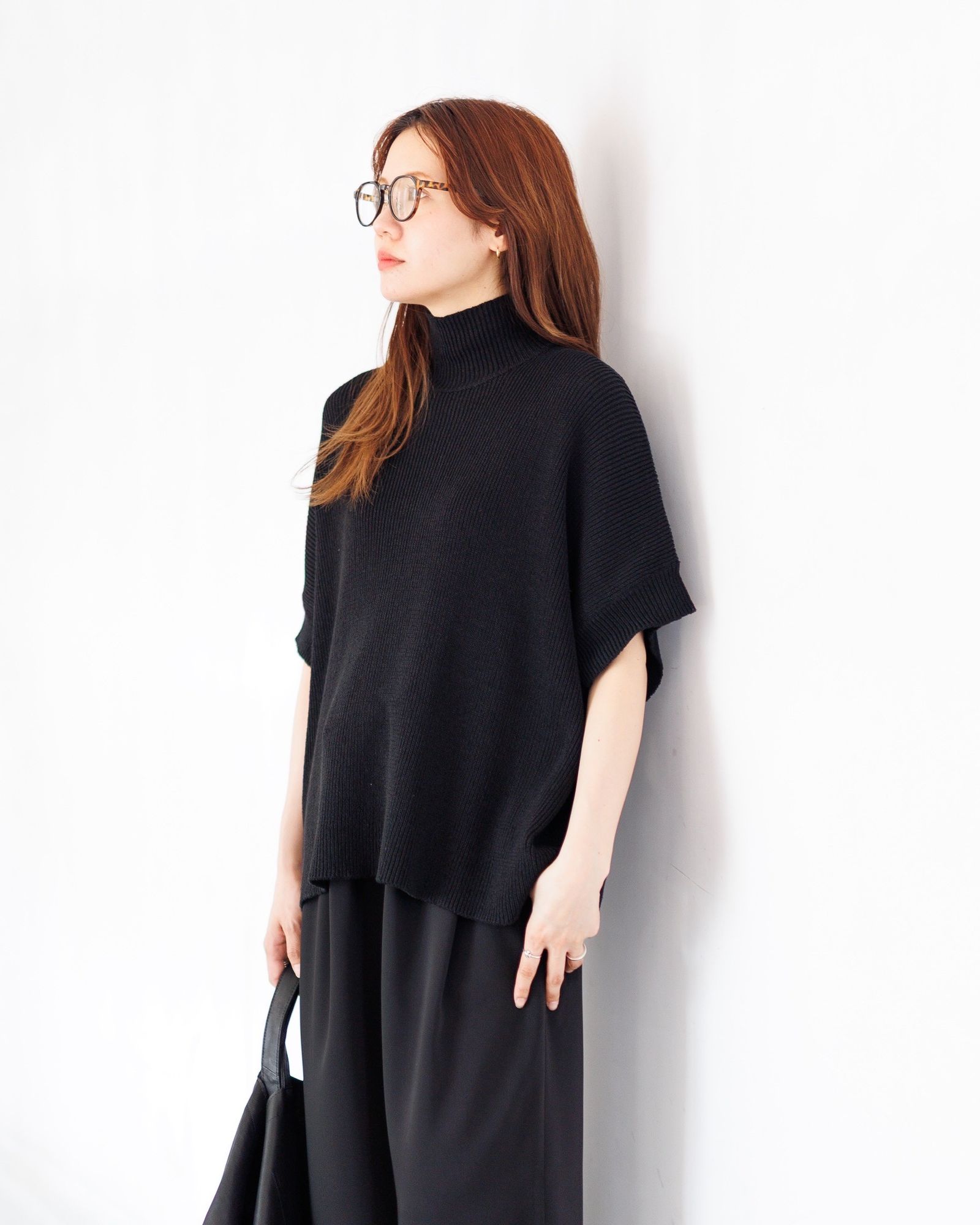 グラフペーパー 25SS新作Linen Solotex S/S Mock Neck Knit style.2025.4.13
