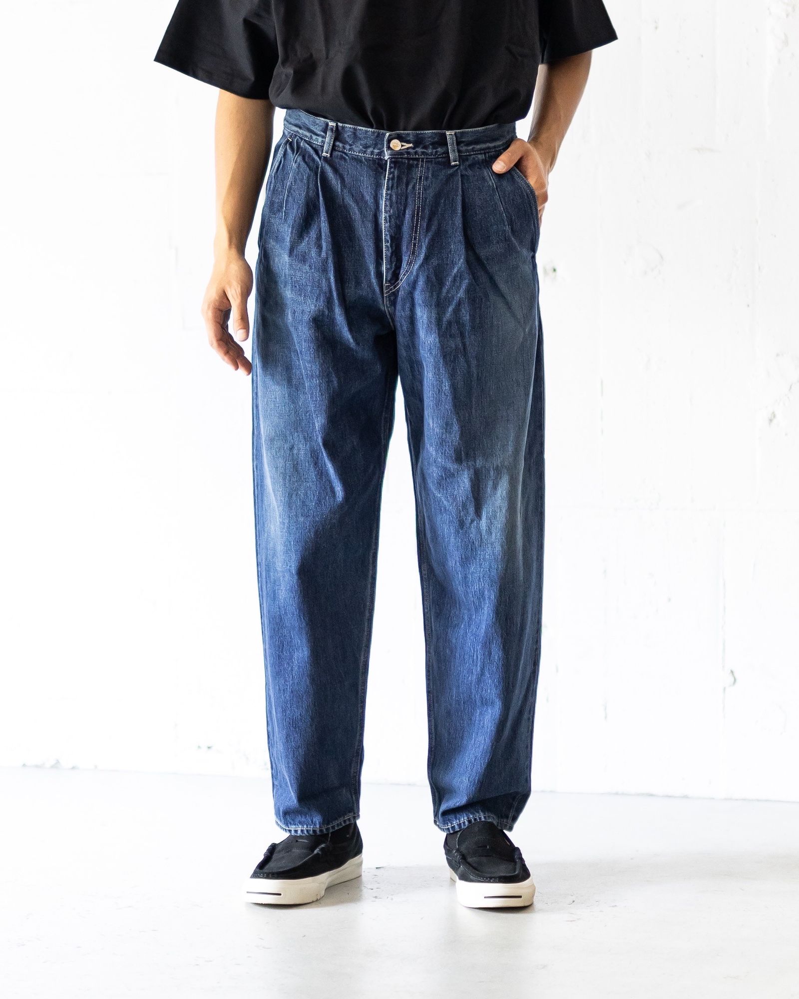 【完売モデル】GUAPI タペストリーパンツ　グラフィックデザイン　30 GUAPI(グアピ) パンツ・ボトムスその他(メンズ) - 海外通販のBUYMA