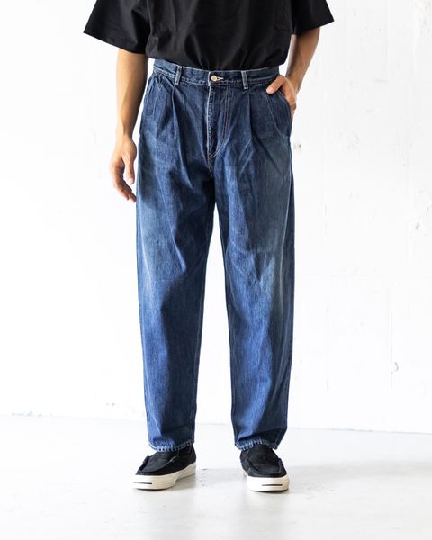 グラフペーパー Selvage Denim Two Tuck Tapered Pants(GU261-40060DB)INDIGO_DARK FADE★1月24日(土)発売！