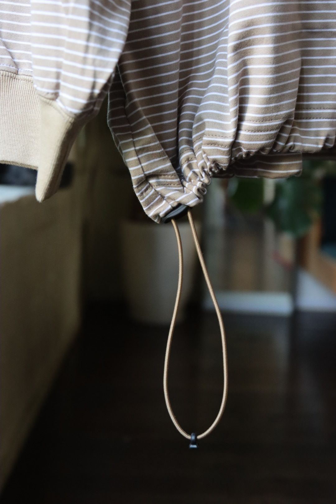 イズネス23AW バルーンロングスリーブTシャツ BALLOON LONG SLEEVE T-SHIRT(1004AWCS03)BEIGE×WHITE border