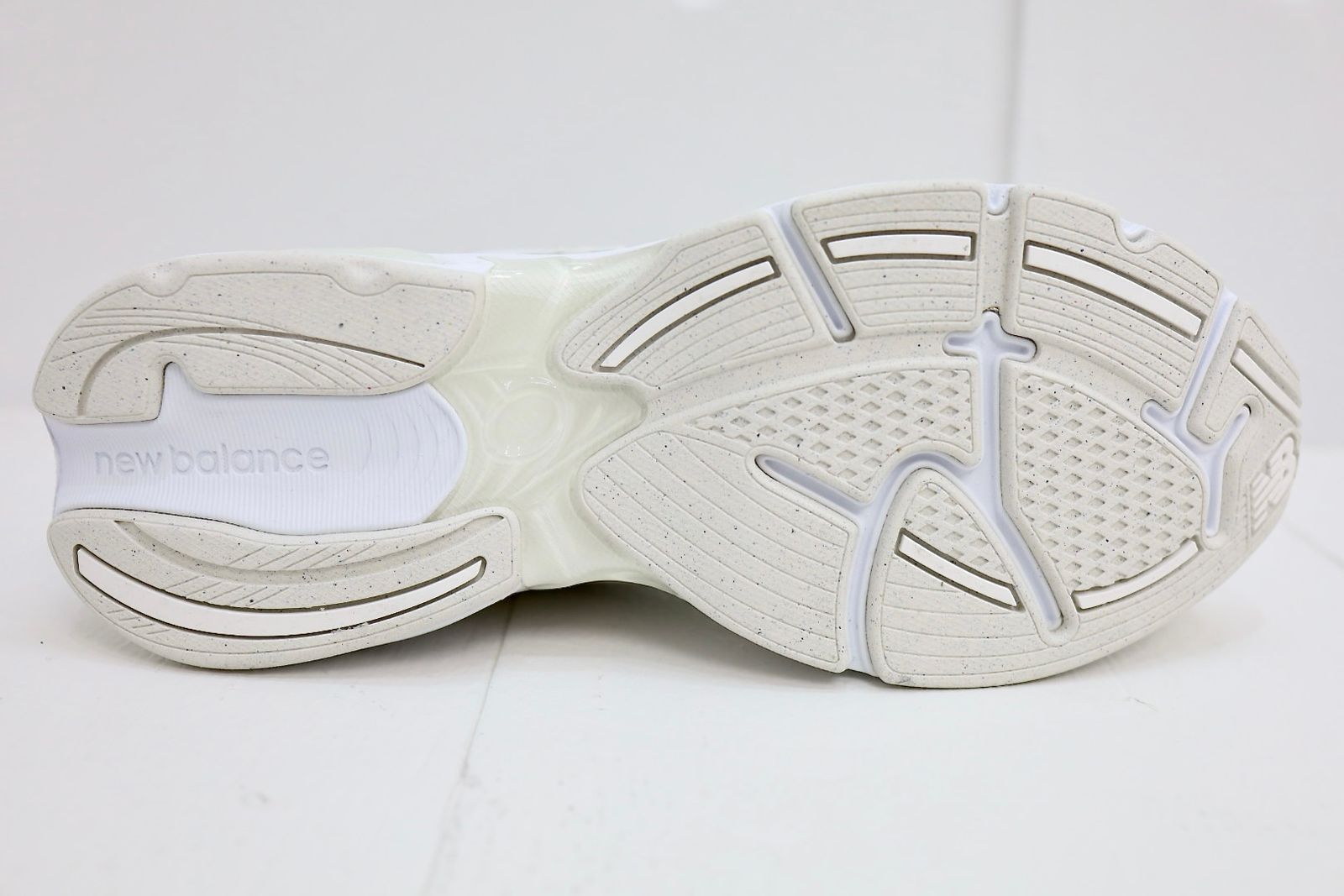 コムデギャルソンオム COMME des GARCONS HOMME×New Balance 2010V(HQ-K102-001) WHITE