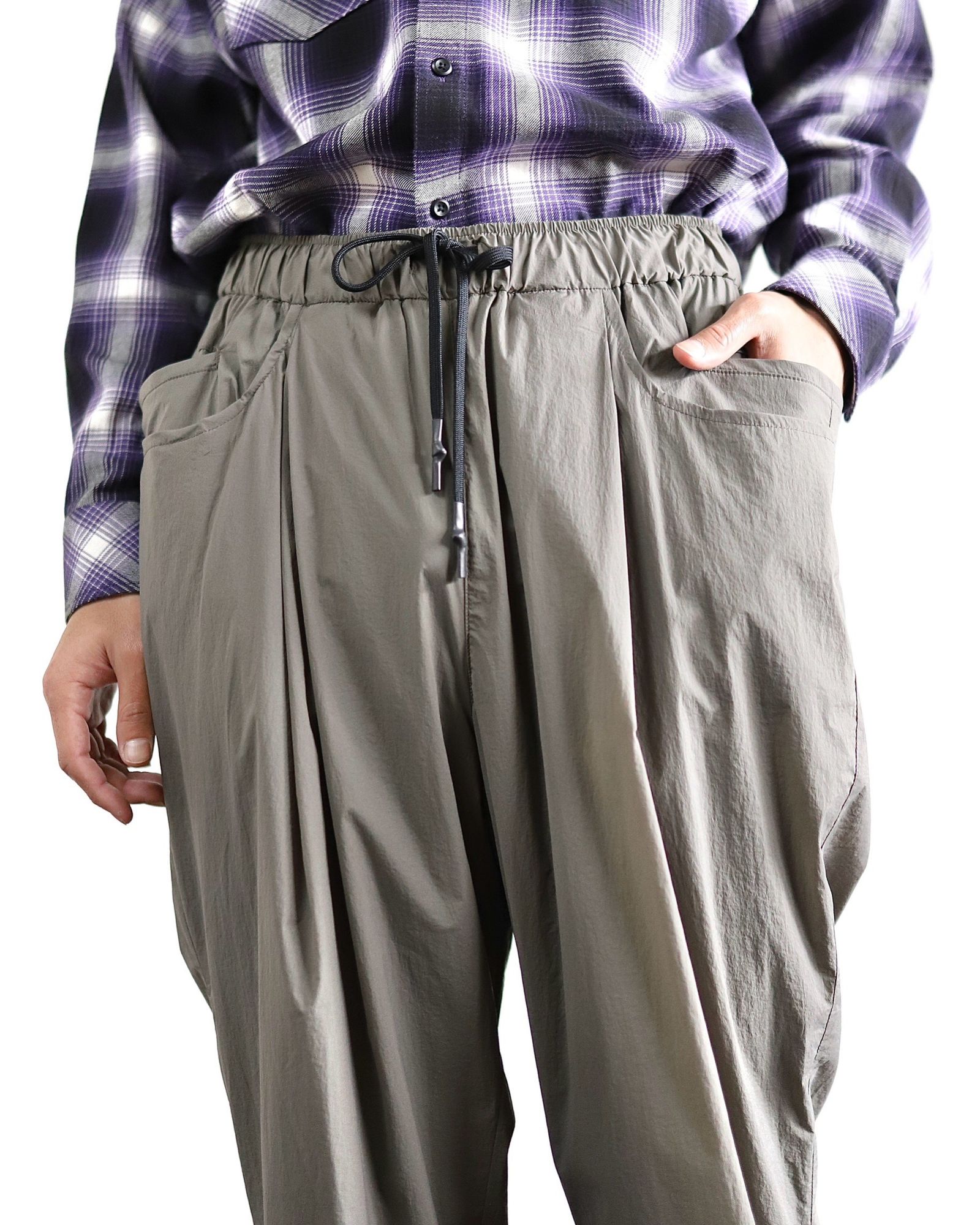 S.F.C 24SS WIDE TAPEREDE  EASY PANTS  (SFCSS24P03)Greige