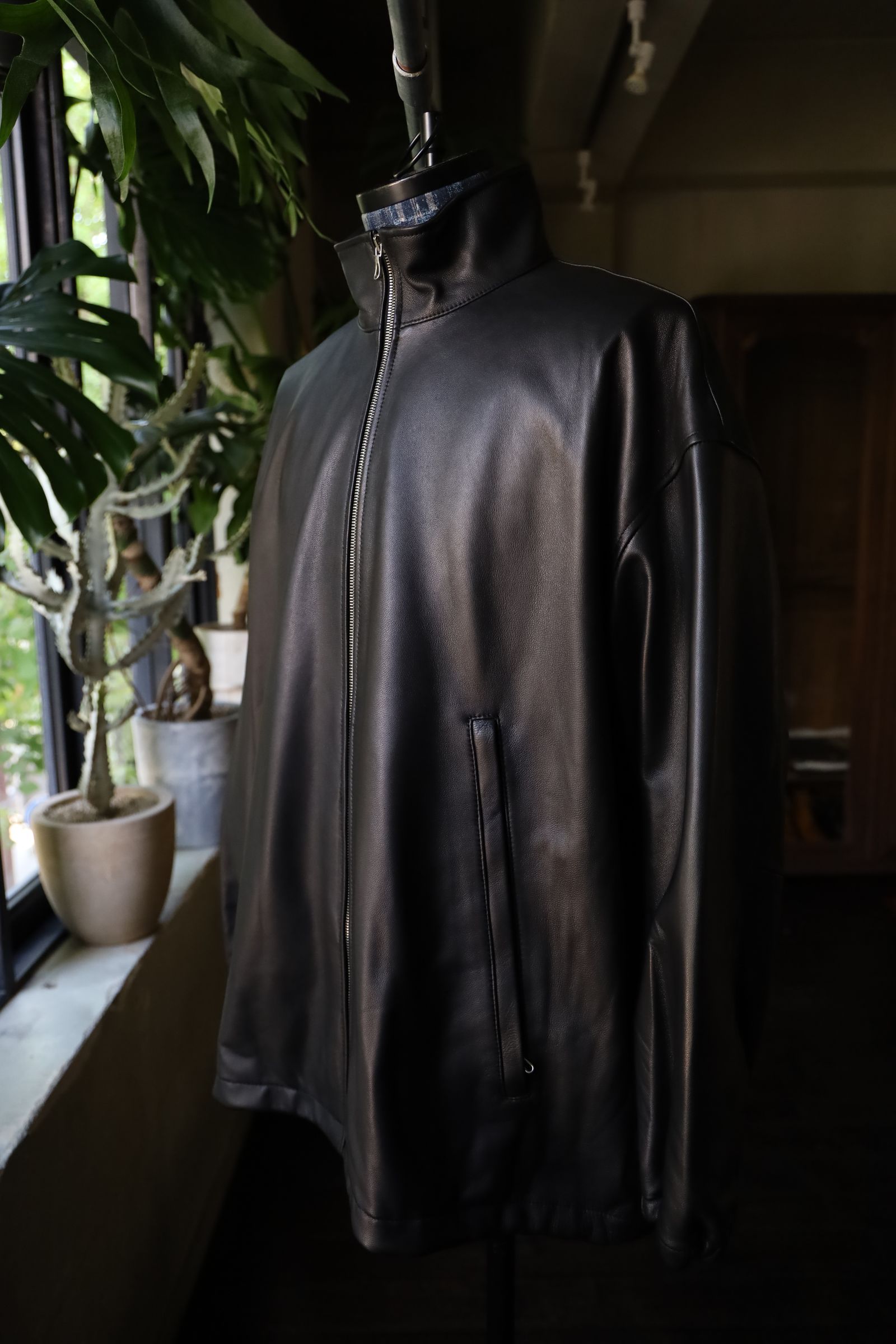 グラフペーパー24AW Sheep Leather Track Blouson(GM243-30097)BLACK