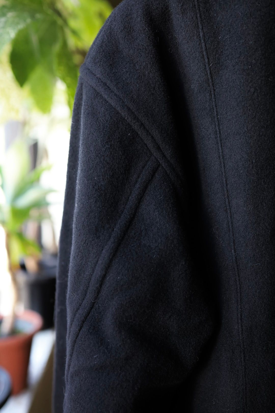 イズネス 25AW WOOL ZIP BLOUSON (25AW_26_1006AWJKWOOL01)BLACK☆新作発売！
