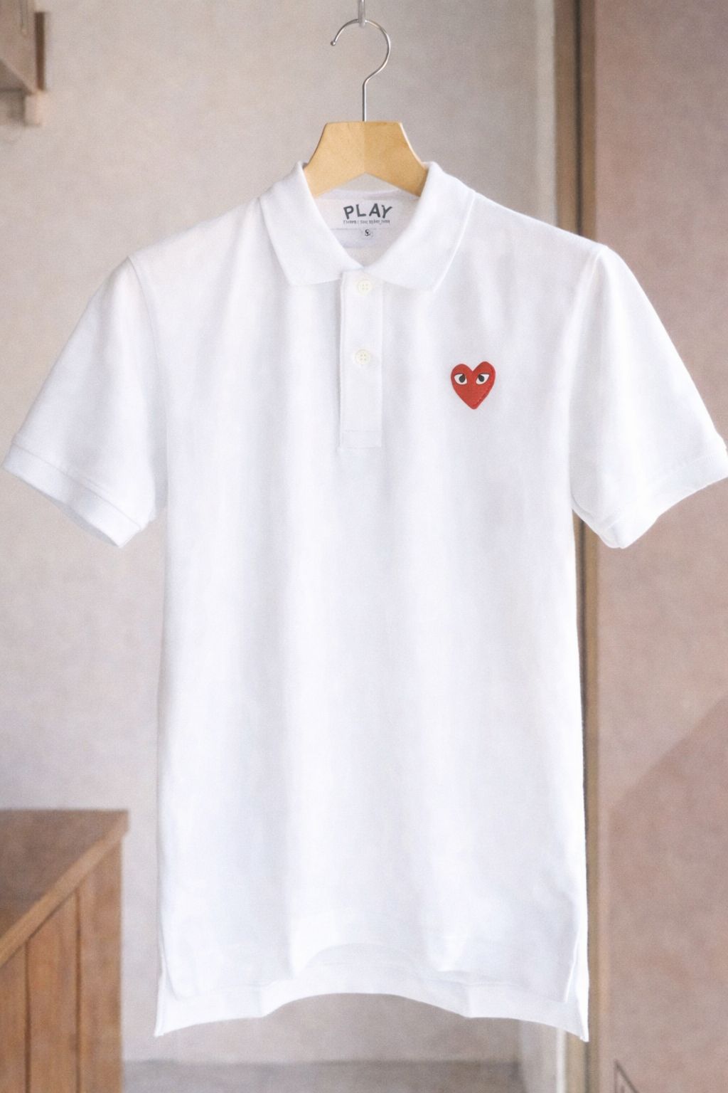 PLAYプレイコムデギャルソン ポロシャツ(AX-T006-051-5)WHITE(REDハート)