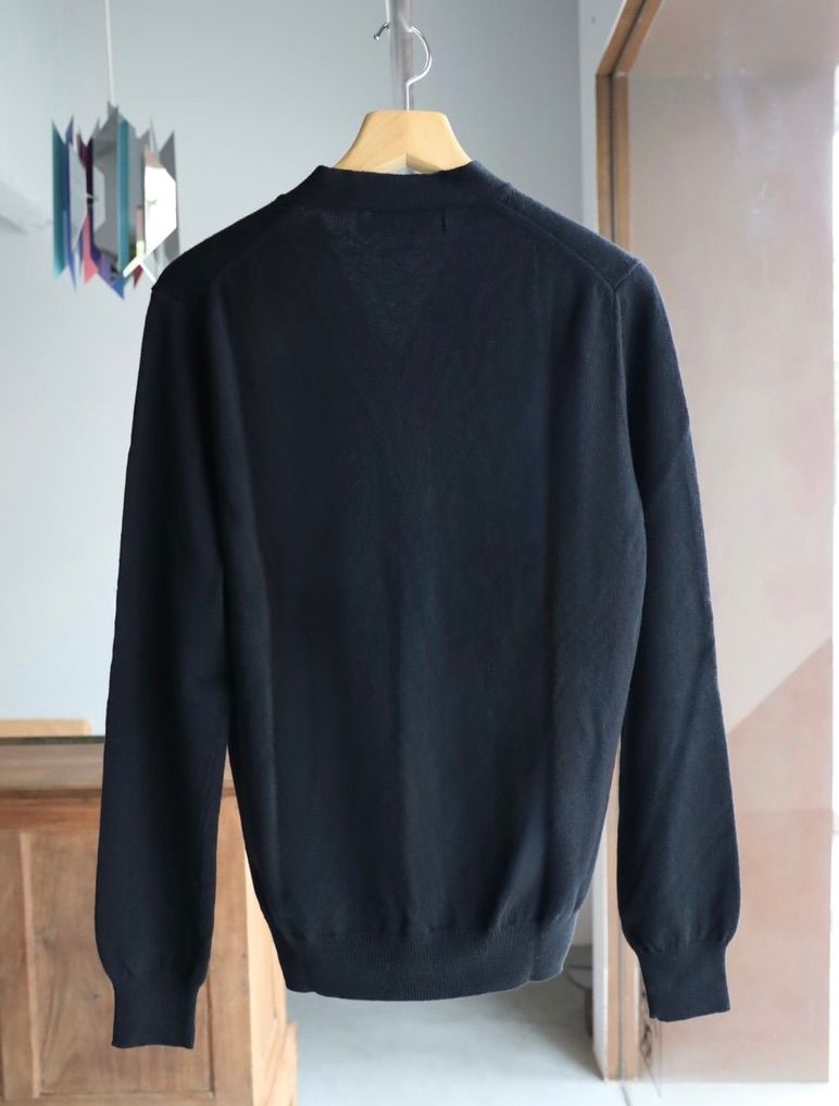 プレイコムデギャルソン V-NECK CARDIGAN DOUBLE BURGENDY EMBLEM (AX-N058-051)BLACK