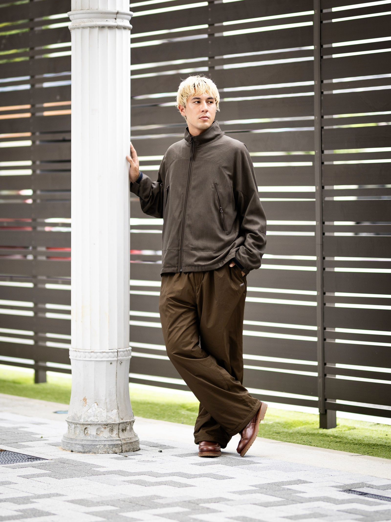 Graphpaper Melange Pique Zip-up Stand Collar Jacket (BROWN)9月26日(土)新作発売！