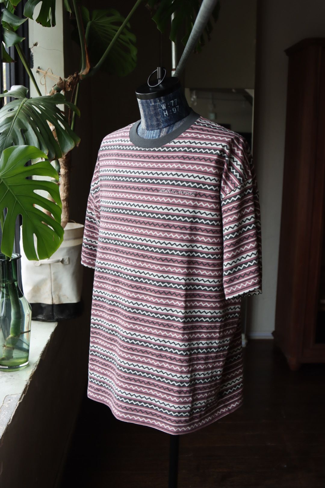 セダンオールパーパス SS24  Jaquard Striped S/S Tee(SD24S-CT07)Azuki☆4月6日(土)発売！