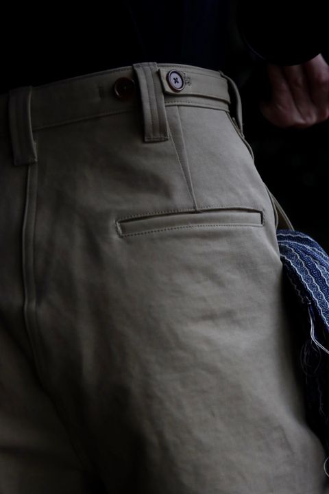 A.PRESSE 23SS Motorcycle Trousers"BEIGE"スタイル