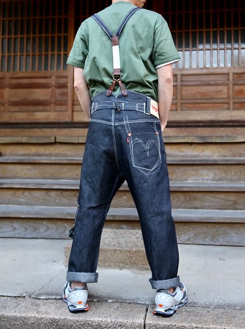 JUNYA WATANABE MAN Levi’s® Wネームサスペンダー付きデニムパンツstyle.2021.2.9.