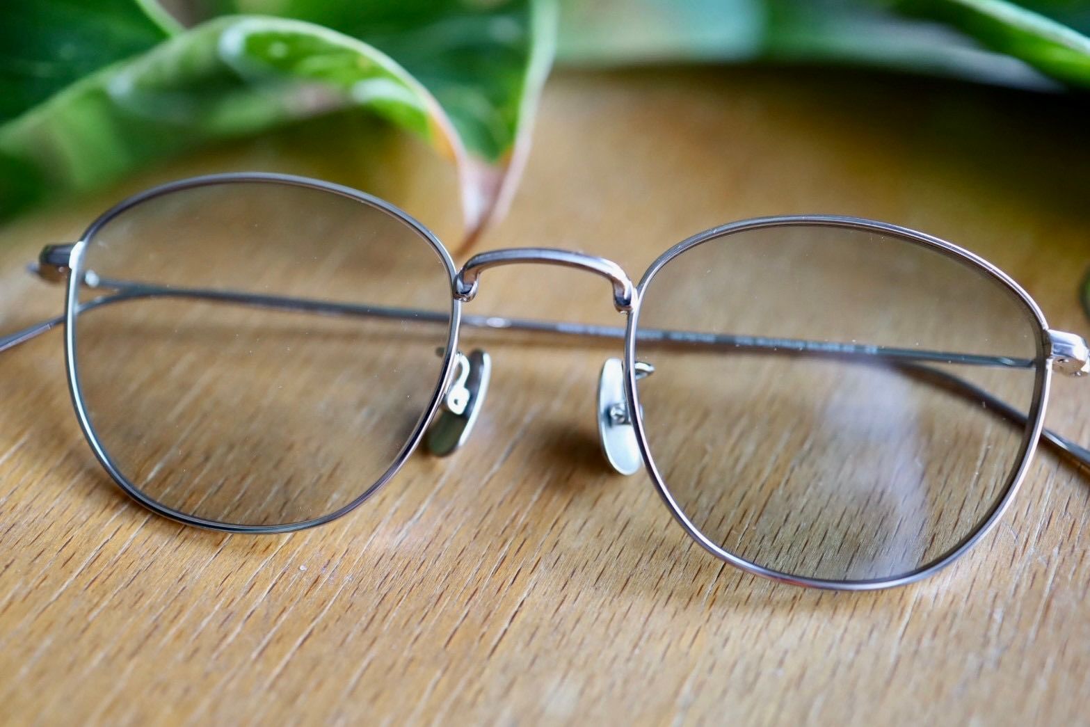 ノチノオプティカル KOUGETSU NOCHINO-N13 #2 PLUTINUM SILVER × GREY GREEN to D.GREY (調光モデル)☆11月22日(土)発売！