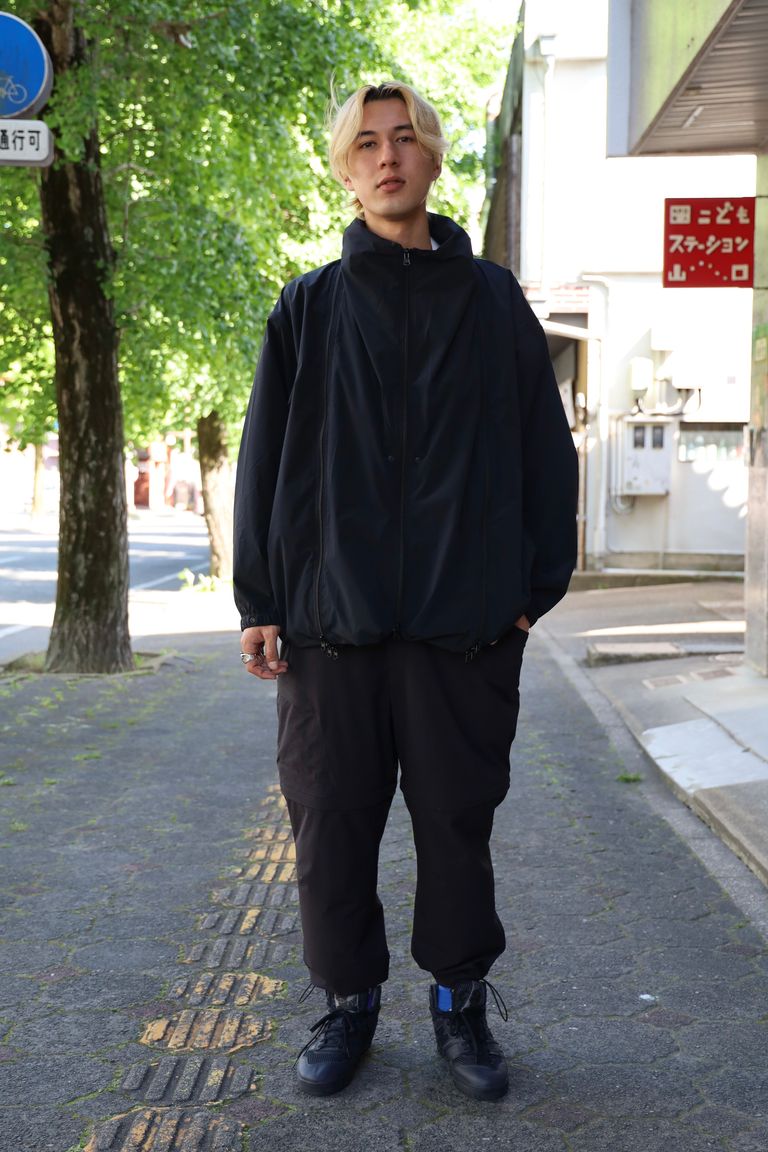 モデル186cm/着用サイズL