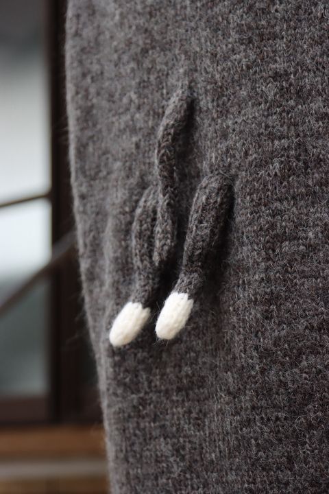 doublet STUFFED CAT HAND-KNITTING PULLOVER(21AW30KN50) style.2021.9.13.
