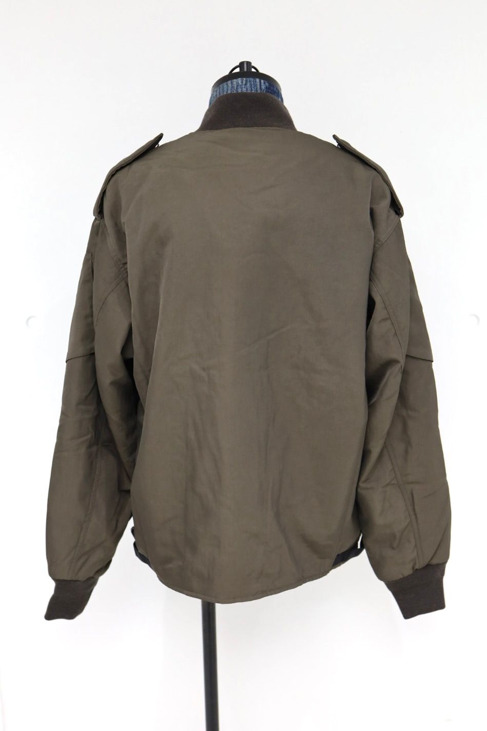 イズネス26AW  Flight Jacket Type III(26AW_33_1008AWJK02)BROWN☆10月10日(土)発売！