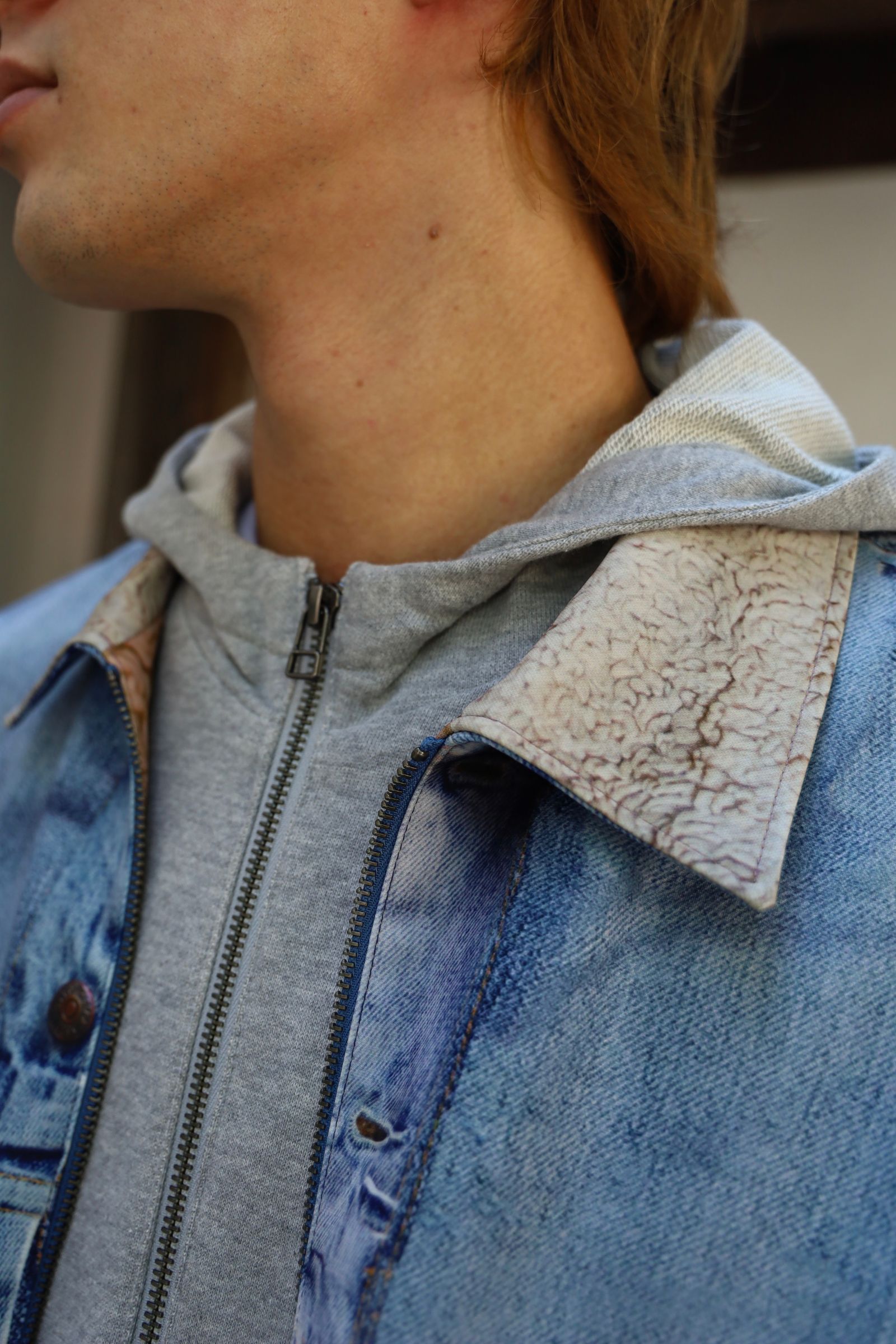 TALKING ABOUT THE ABSTRACTION LAYERED PRINT PARKA スタイル