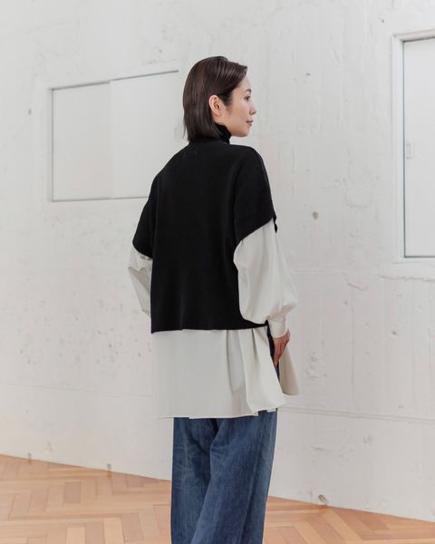 Graphpaper 25SS 新作 Linen Solotex S/S Mock Neck Knit style.2025.3.29