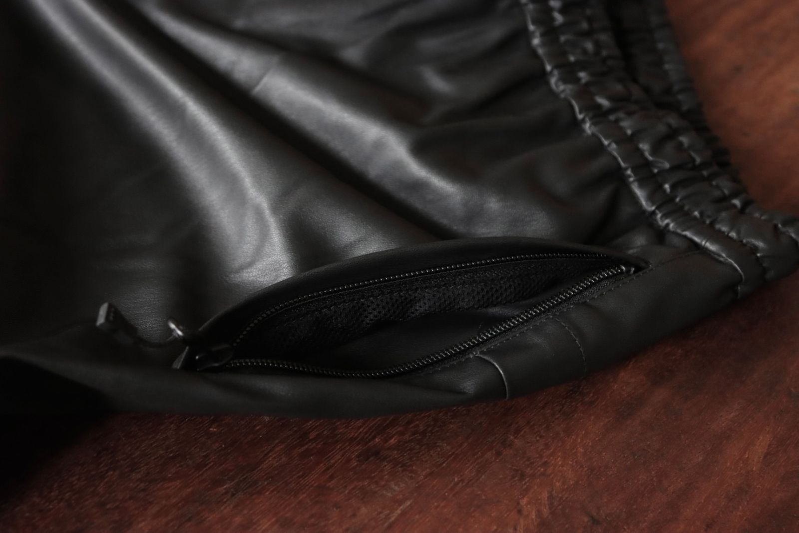 DAIWA PIER39(ダイワピア39) 25FW TECH SYNTHETIC SKIN WINDBREAKER PANTS (BP-40025W)BLACK