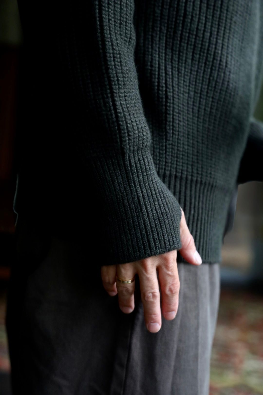 MARKAWARE 26AW RIBBED POLO COLLAR JUMPER"DARK OLIVE"スタイル