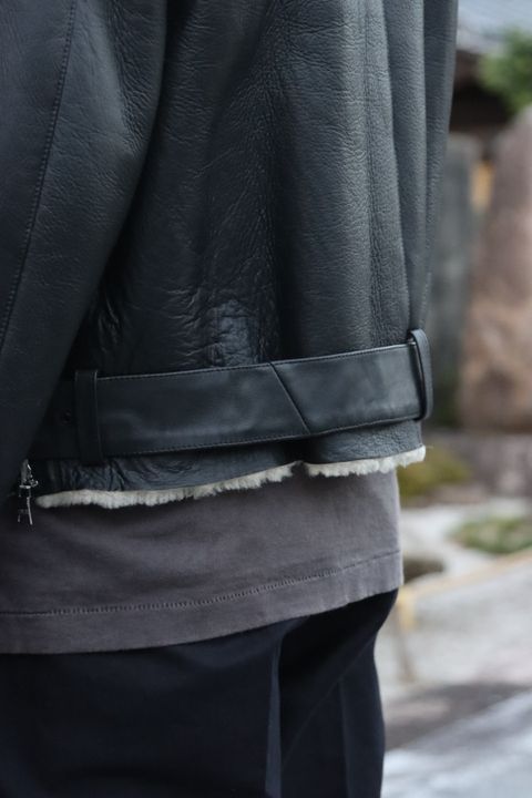 YOKE DETACHABLE COLLAR BOMBER JACKET style.2021.10.17.