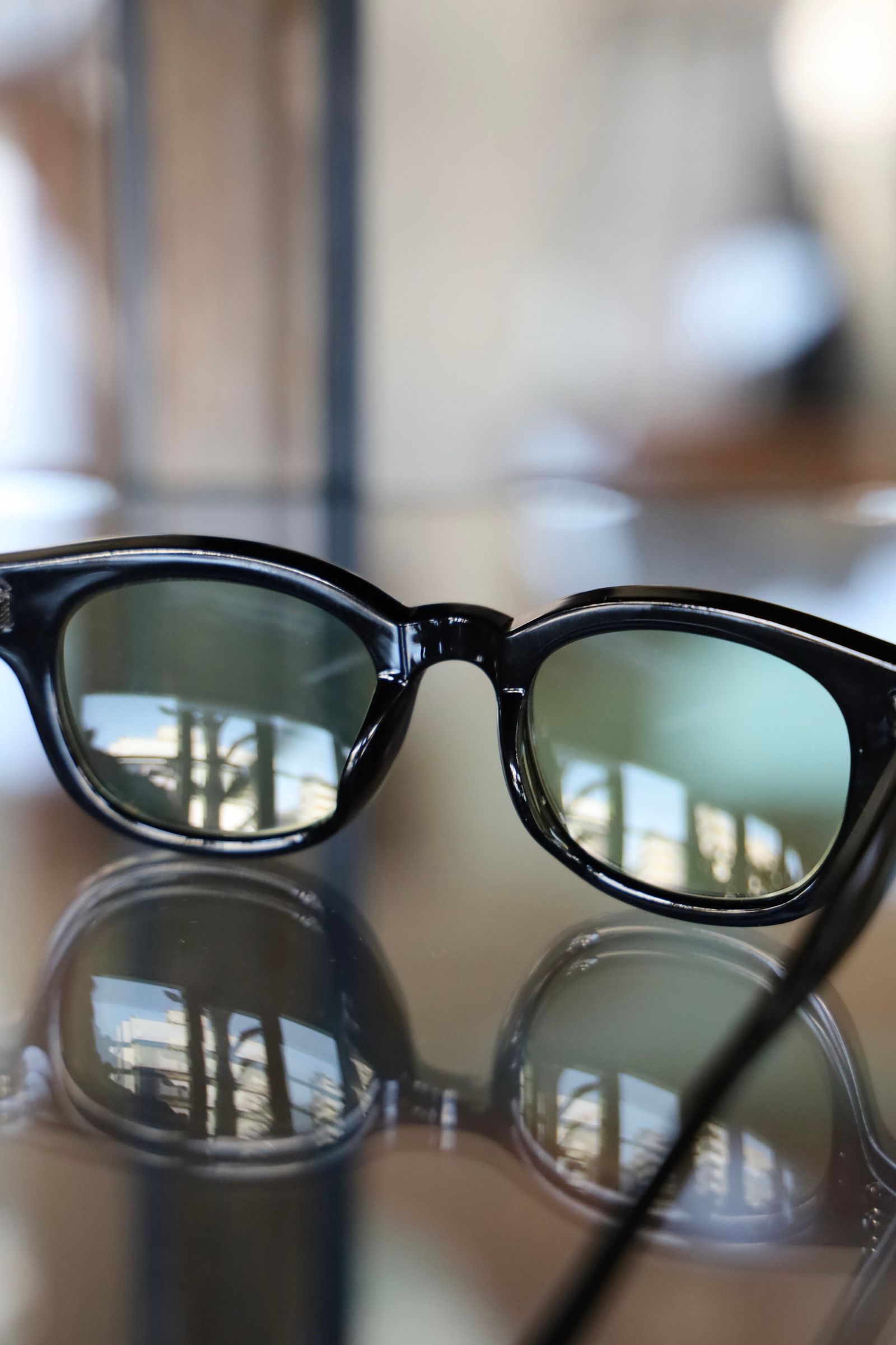 イズネスミュージックサングラス is-ness WALTER SUNGLASSES(WELLINGTON TYPE)BLACK-GREEN